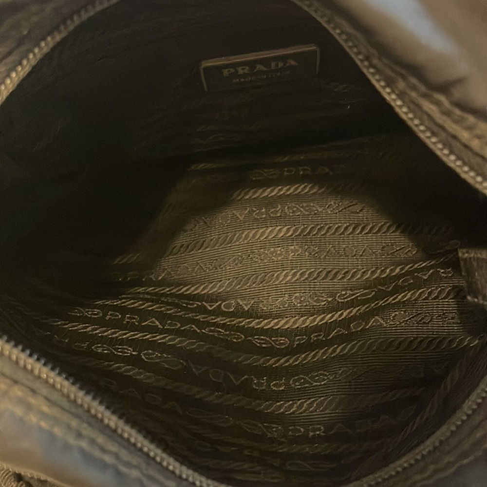 PRADA MESSENGER BAG - Picture 5 of 5